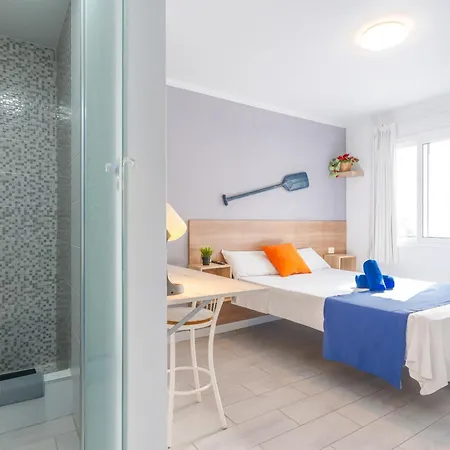Neon Tenerife Guest house *