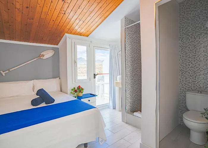 Neon Tenerife Vendégház Guaza