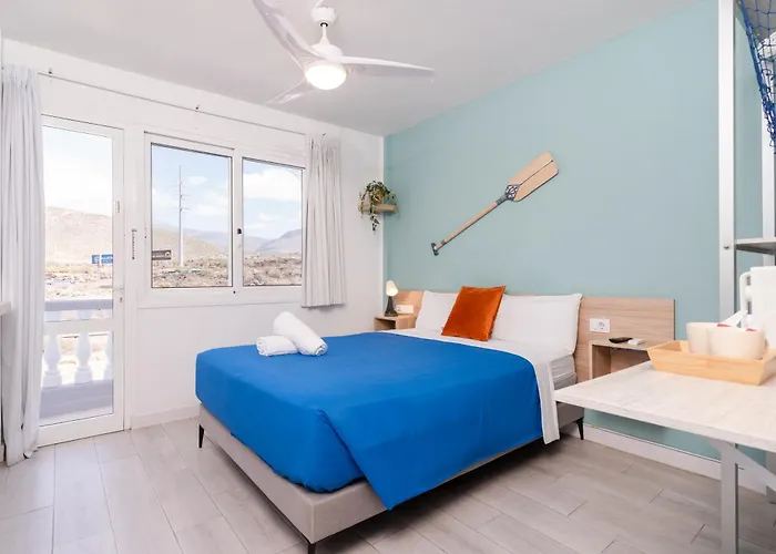 Neon Tenerife 3* Guaza